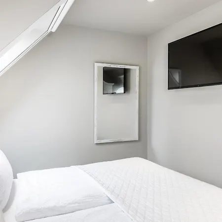 Apartment Küsten Deichelfe - Grünblick, Balkon, 45qm Greetsiel